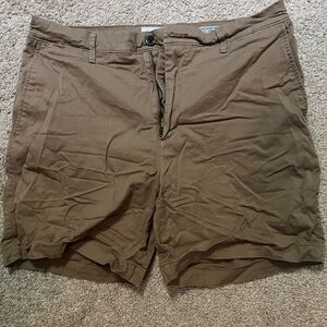 Goodfellow & Co Olive Brown Flat Front Chino Shorts